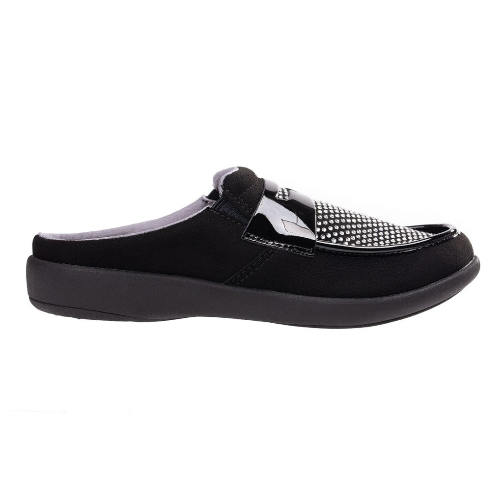 Do u have this shoe in black 12 wide and if not do u no when it will be in