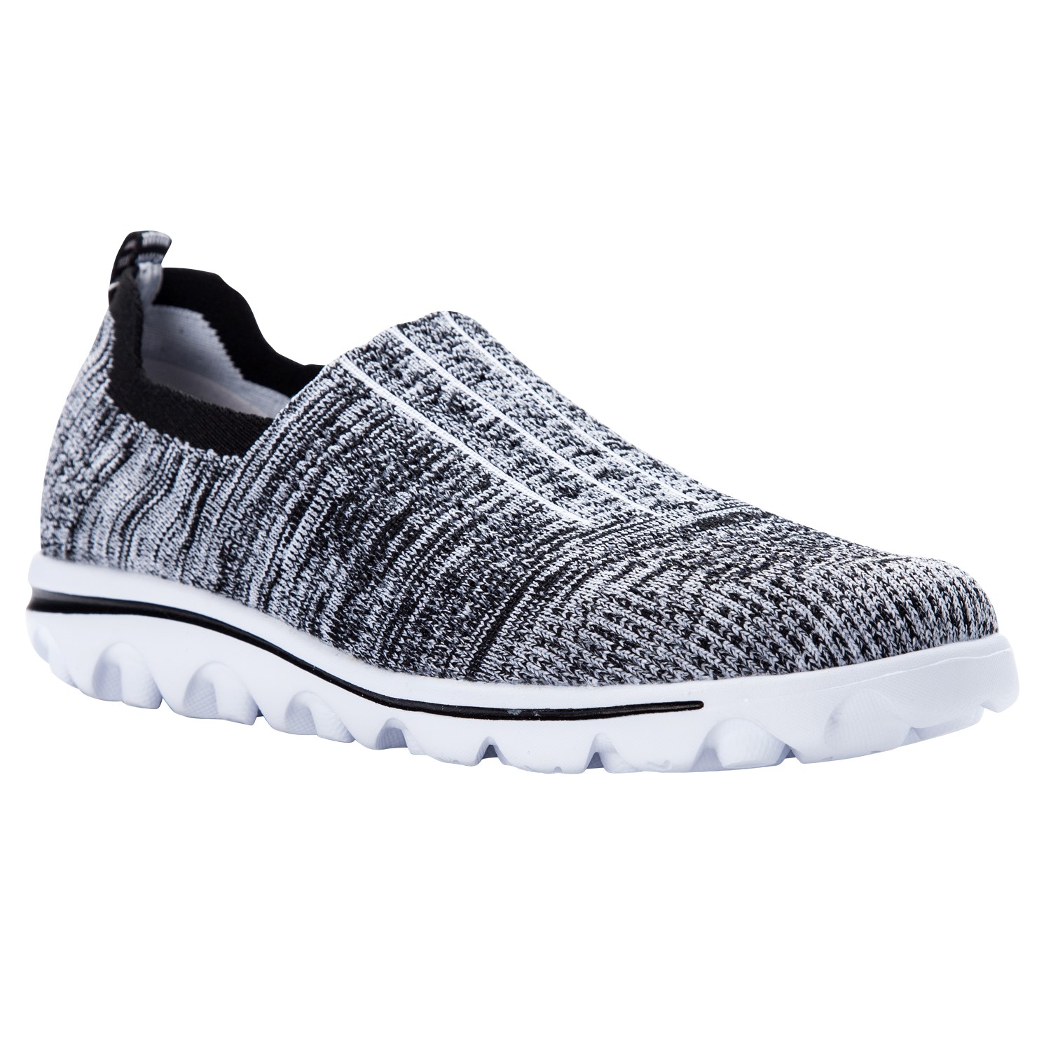 The photos of the "grey" shoe look identical to the ones fo "black/grey". Is there an error?