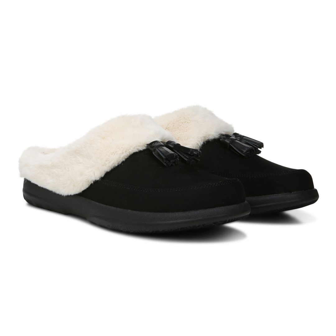 Do Womens Perrin Vionic Arch supportive slippers have faux fleece and is the outer layer suede or leather?