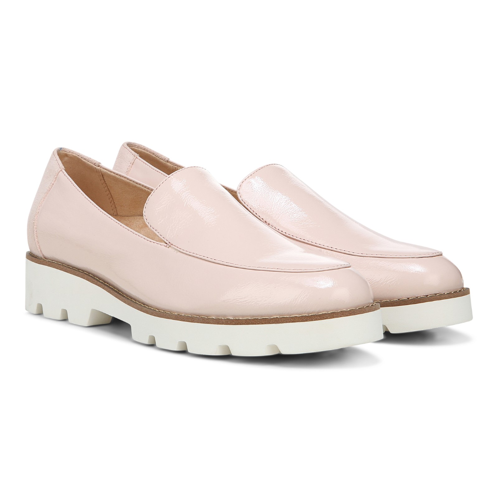 How does the Vionic Kensley Loafer stand out from other shoes?